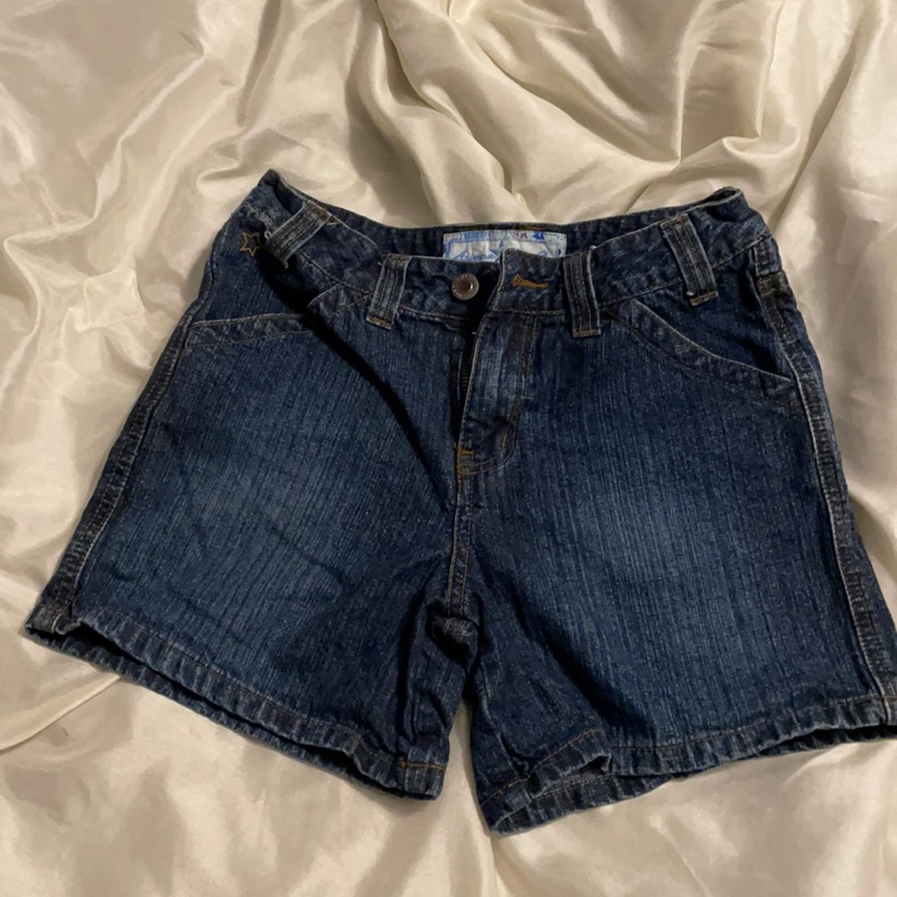 Girls blue jean shorts.  Size 10 regular.  Excellent condition.